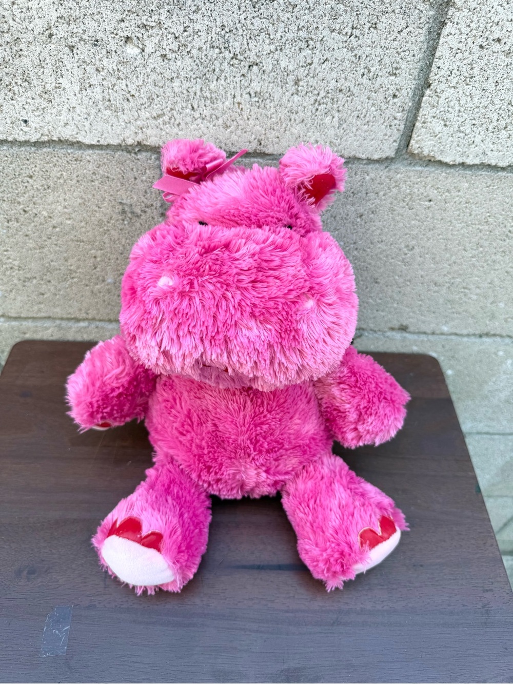 14” Hallmark "Lovely Lola" Talking Hippo